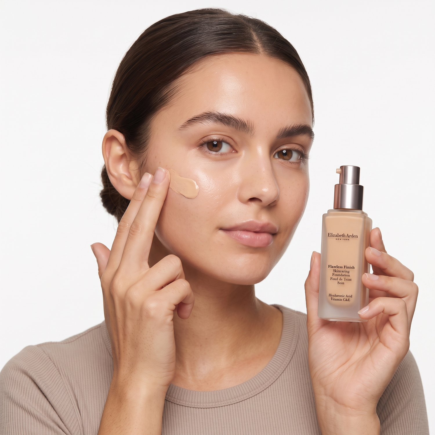 Who should try Elizabeth Arden Flawless Finish Skincaring Foundation — model blending foundation