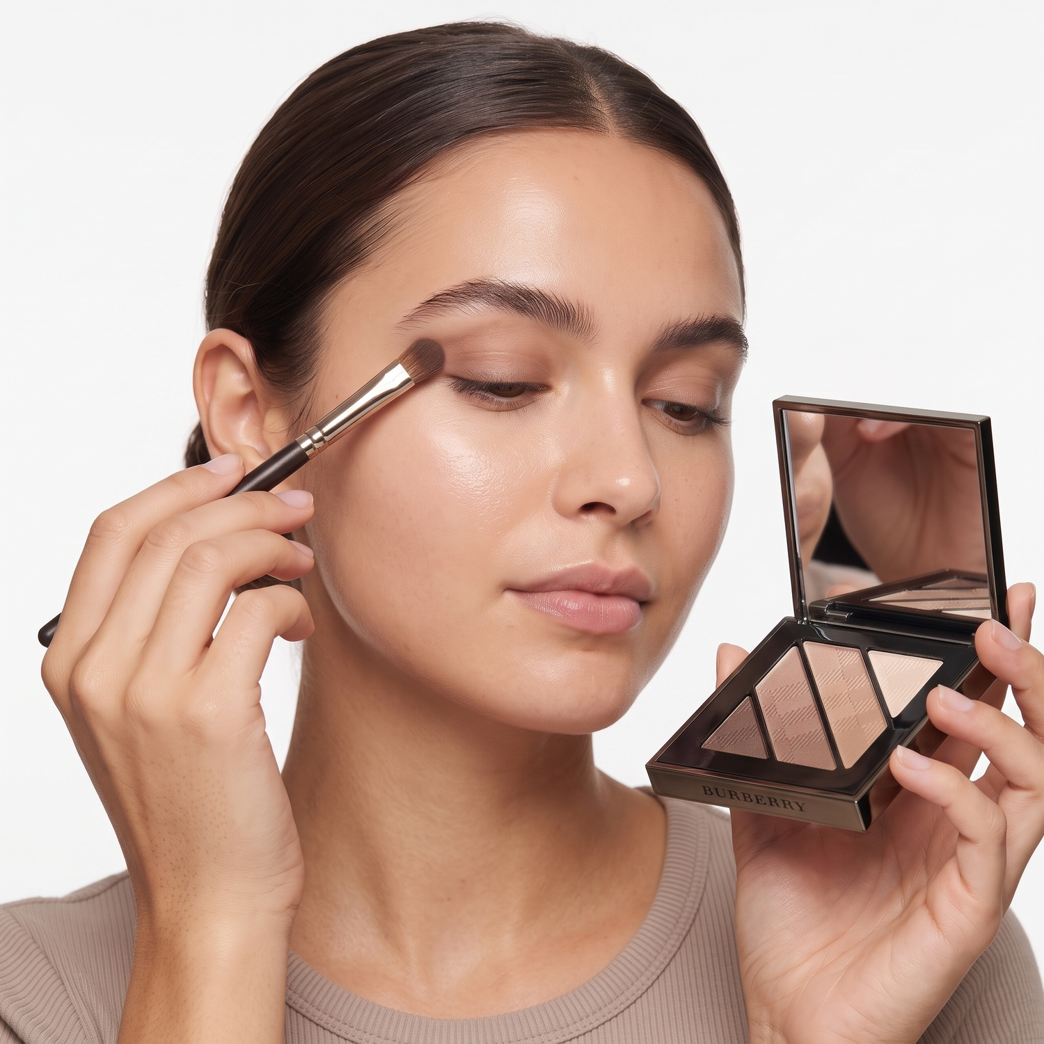 Burberry Eye Palette who-is-it-for