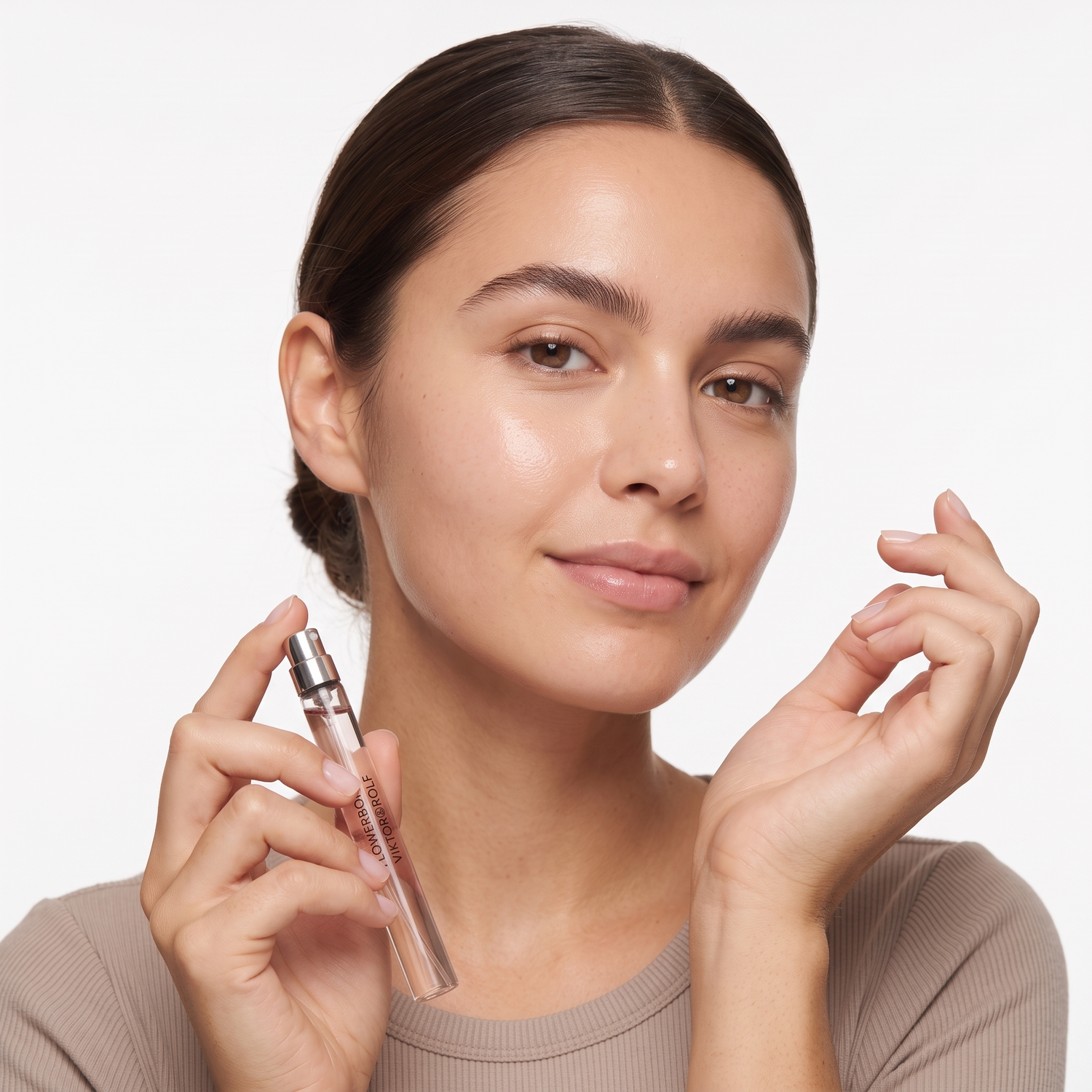 Viktor & Rolf Flowerbomb Pen Spray who-is-it-for