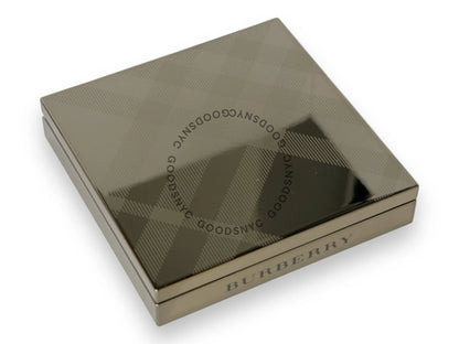 Burberry Eye Palette Complete Set With Brushes Color 02 Mocha- 0.19 oz/ 5.4 g
